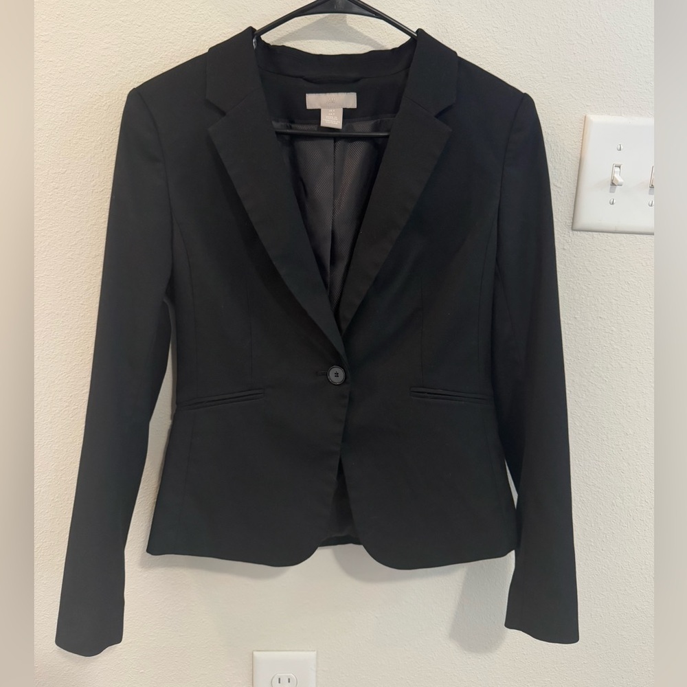 H&M fitted blazer